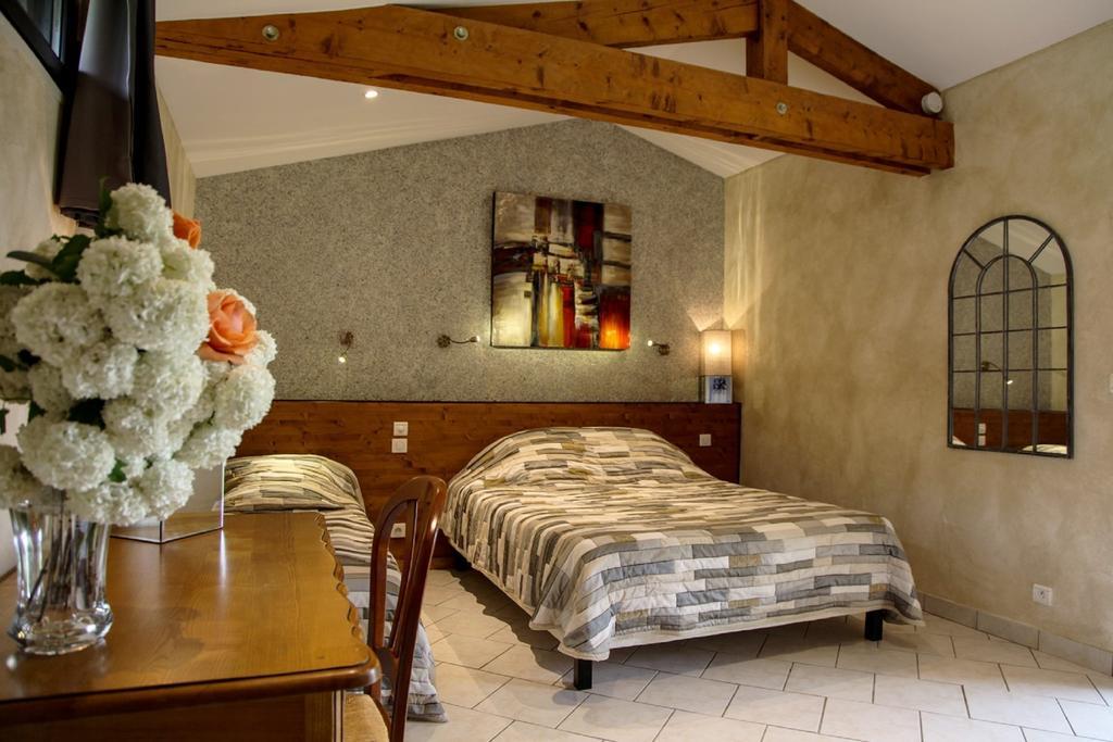 Chambres D'Hotes Les Peyrouses Сарла-ла-Канеда Экстерьер фото