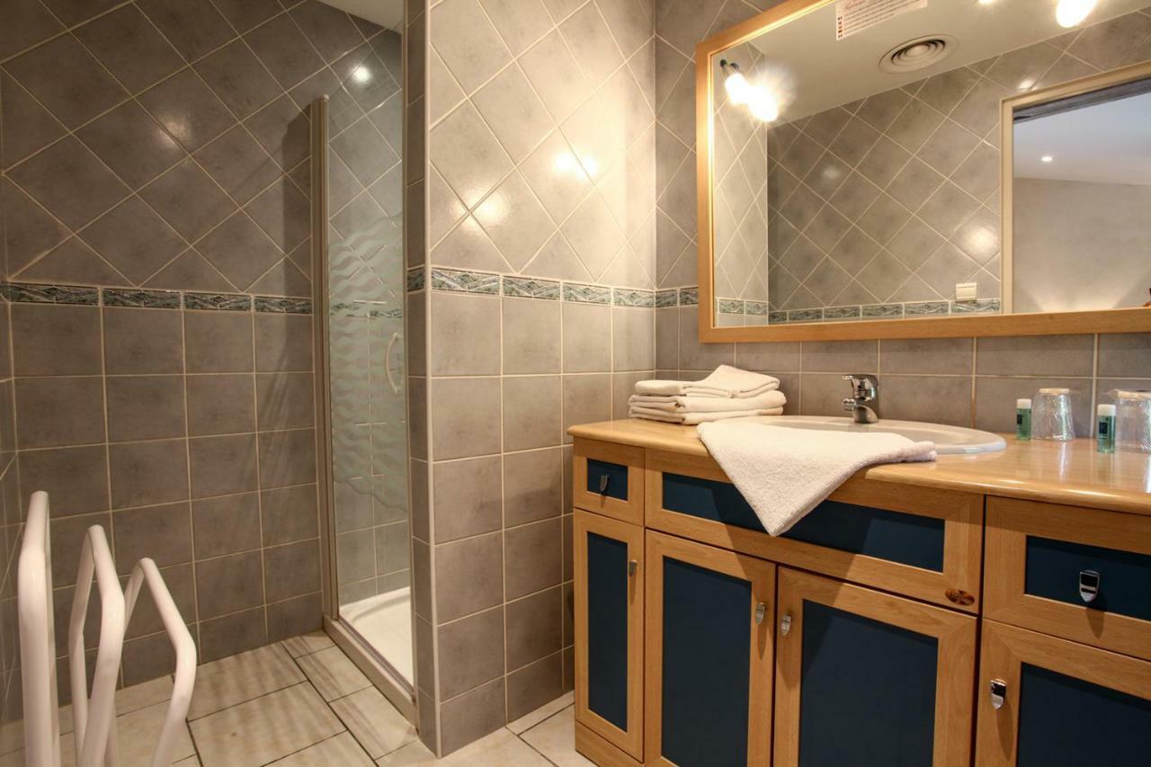 Chambres D'Hotes Les Peyrouses Сарла-ла-Канеда Экстерьер фото